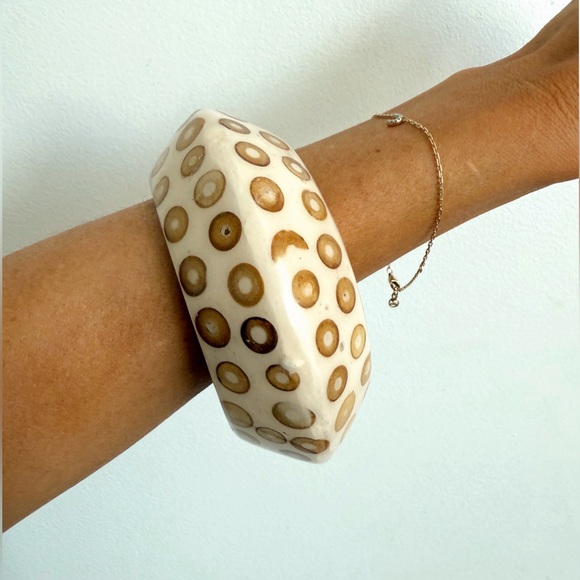 Kenneth Jay Lane Resin and Bamboo Bangle Bracelet - Picture 2 of 7